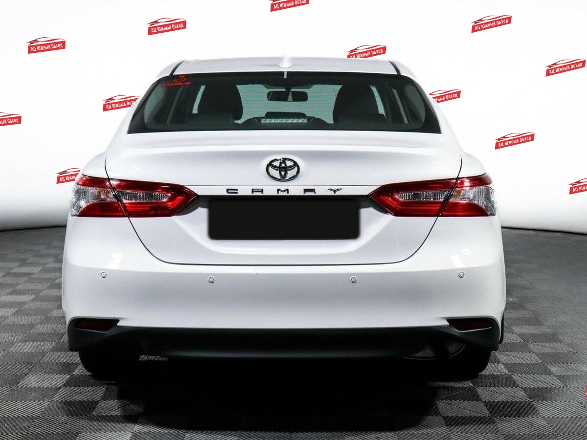 Купить Toyota Camry с пробегом. Фото: #5
