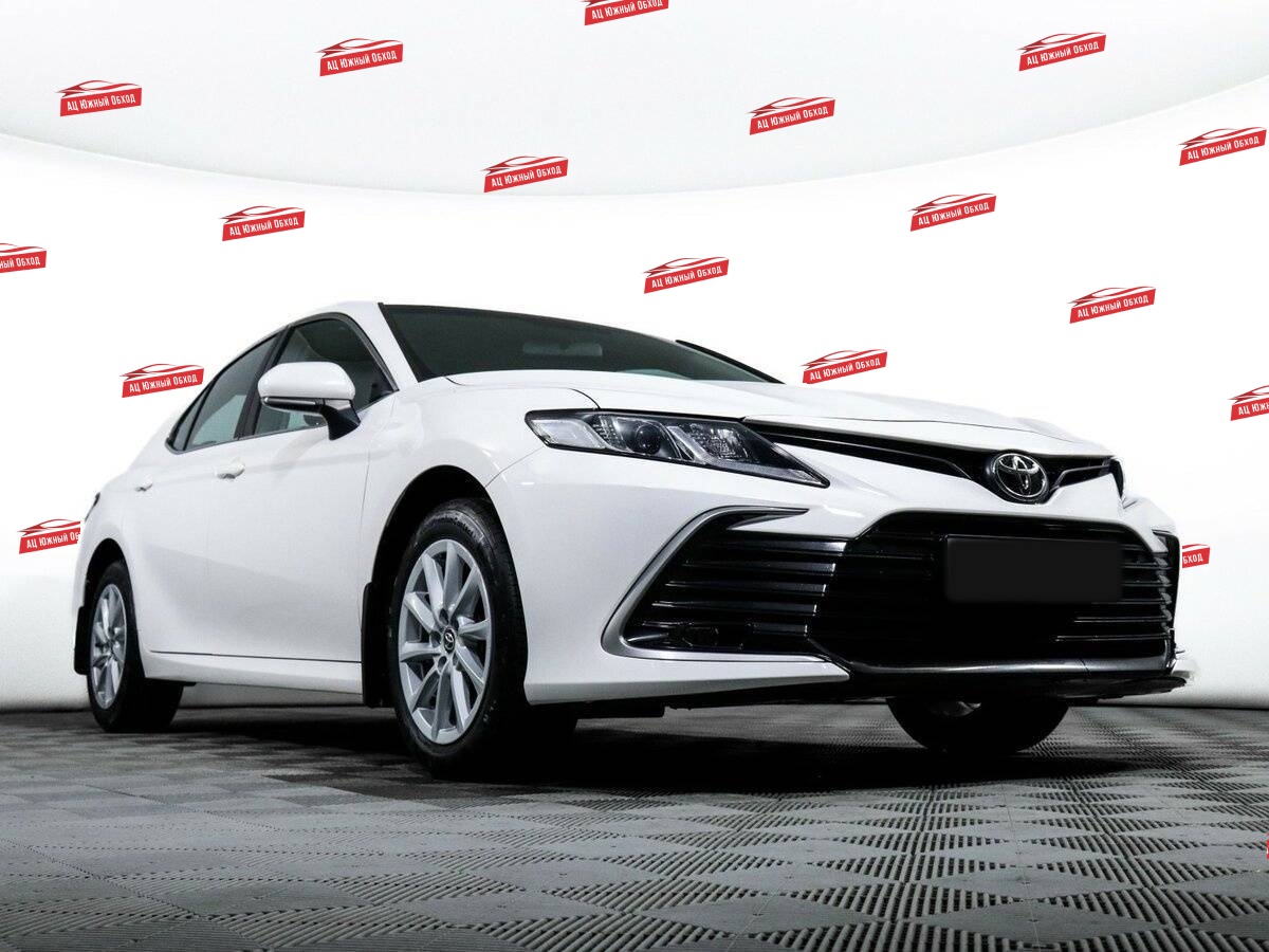 Купить Toyota Camry с пробегом. Фото: #18