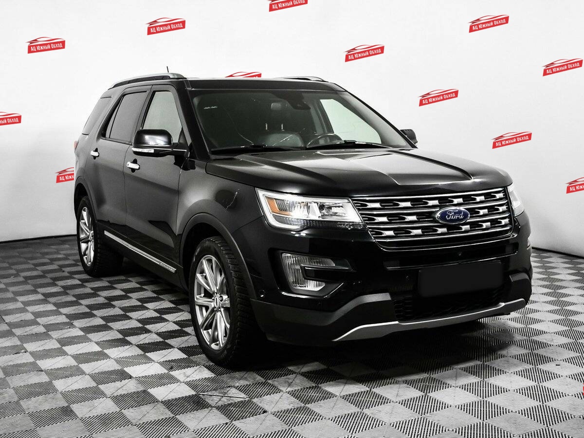 Купить Ford Explorer с пробегом. Фото: #2