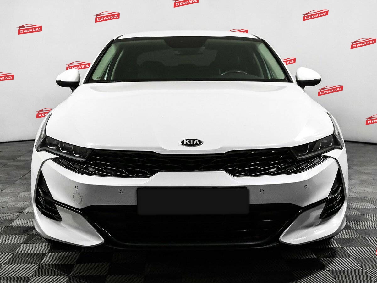 Купить Kia K5 с пробегом. Фото: #1