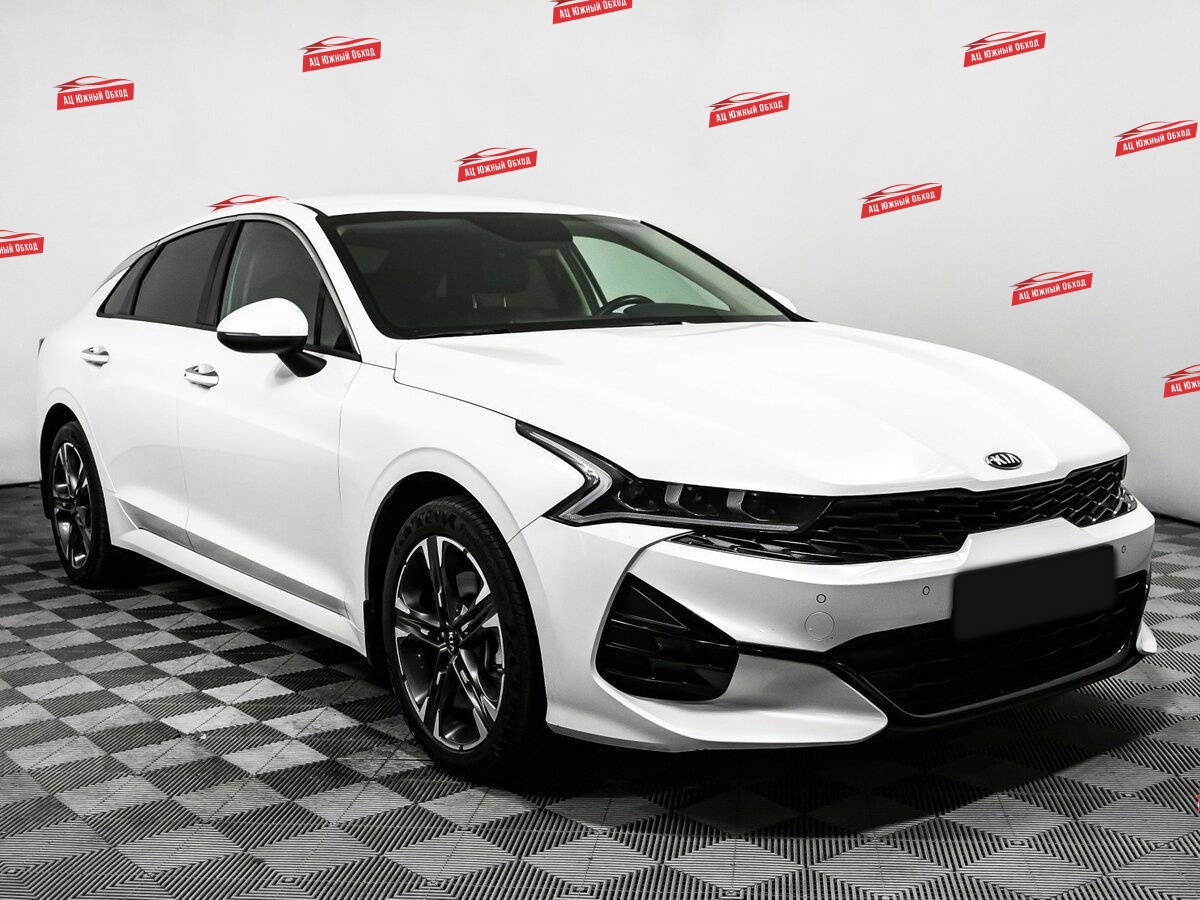 Купить Kia K5 с пробегом. Фото: #2
