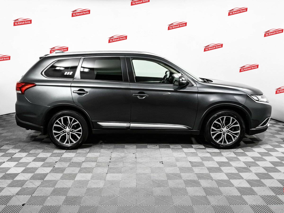Купить Mitsubishi Outlander с пробегом. Фото: #3