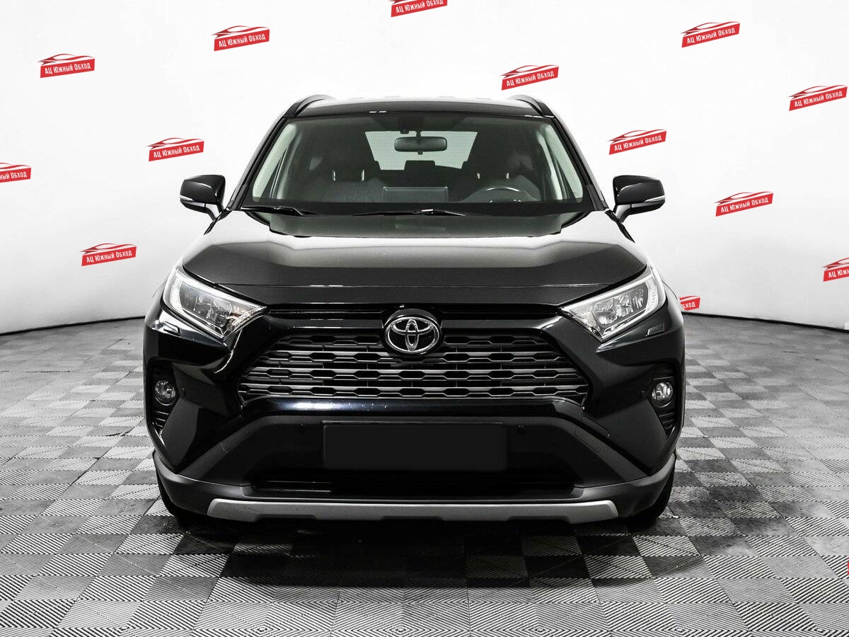 Купить Toyota RAV4 с пробегом. Фото: #1