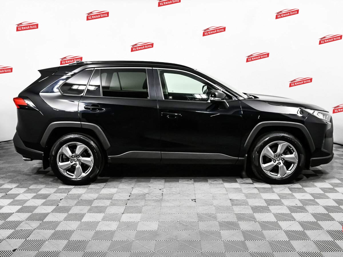 Купить Toyota RAV4 с пробегом. Фото: #3