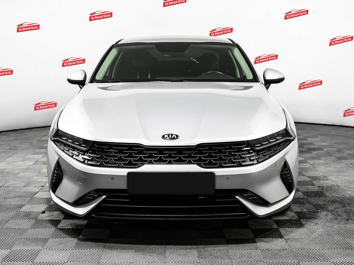 Купить Kia K5 с пробегом. Фото: #1