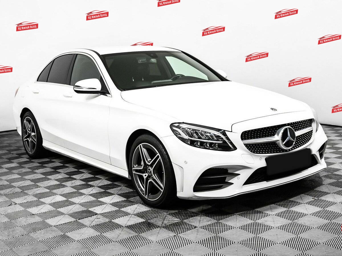 Купить Mercedes-Benz C-Класс с пробегом. Фото: #2