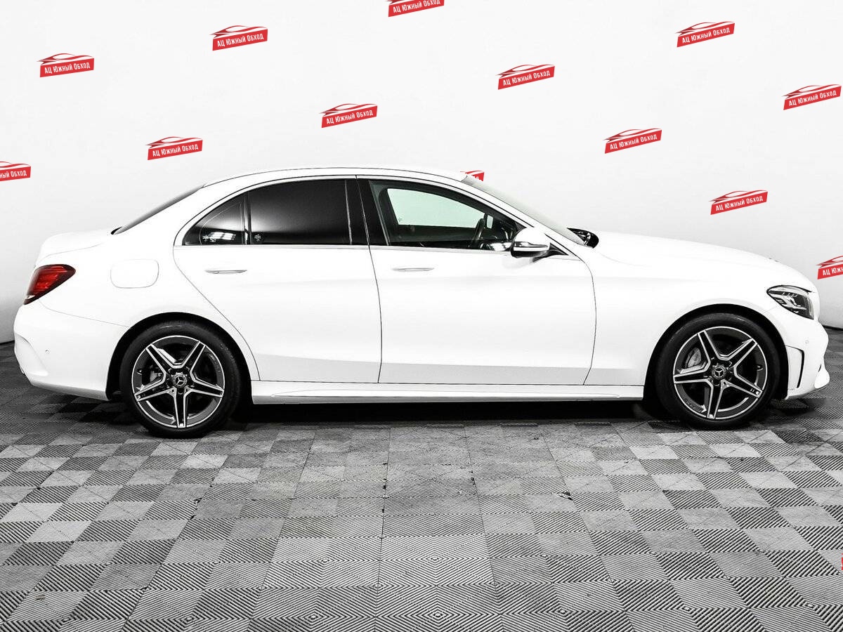 Купить Mercedes-Benz C-Класс с пробегом. Фото: #3