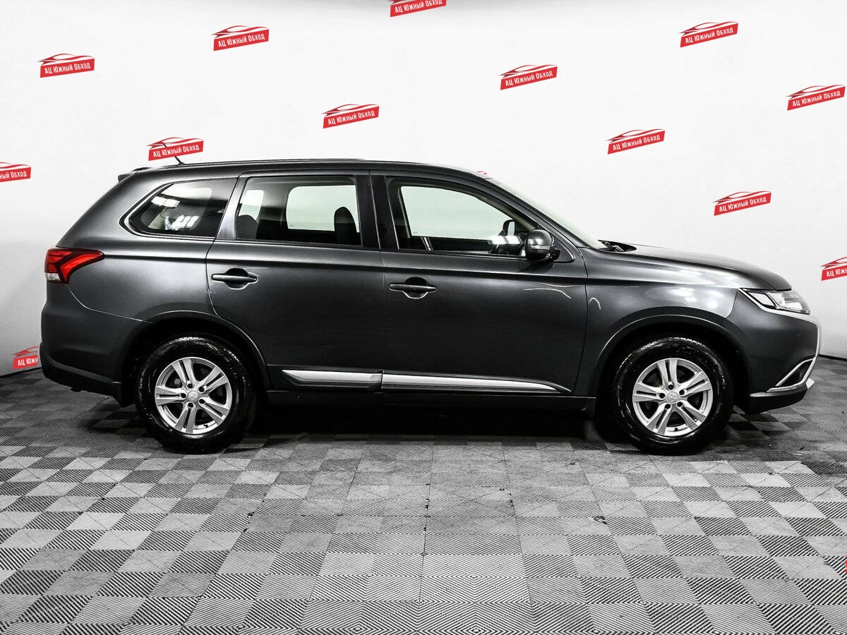 Купить Mitsubishi Outlander с пробегом. Фото: #3