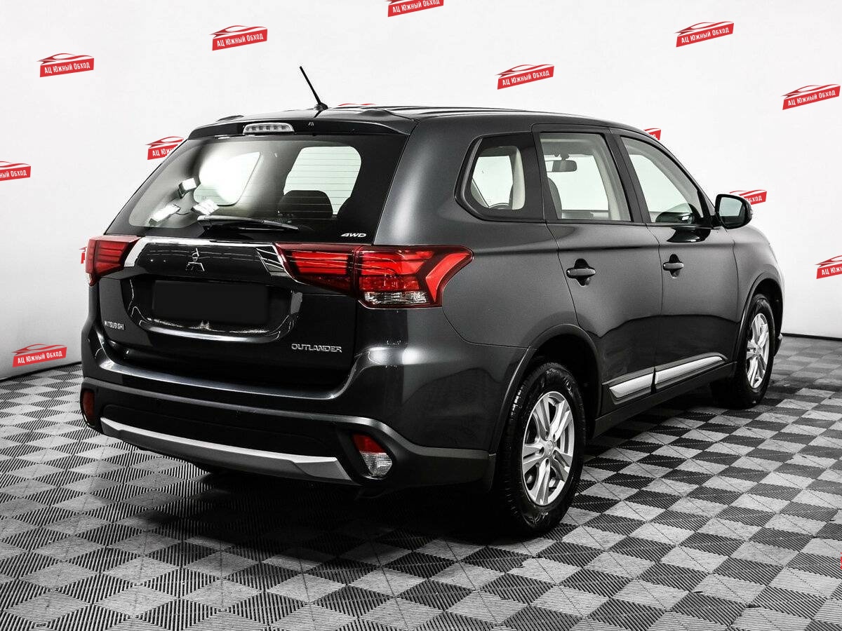 Купить Mitsubishi Outlander с пробегом. Фото: #4