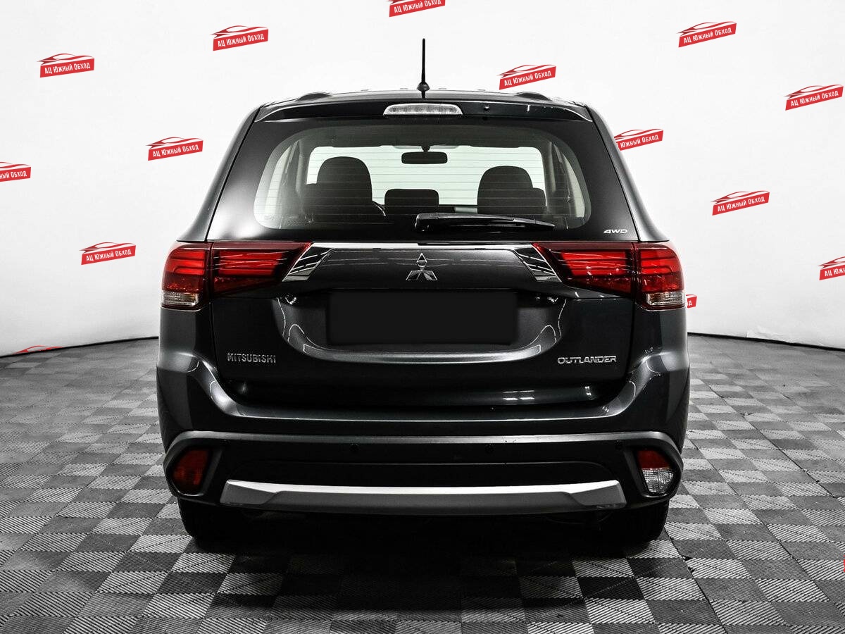 Купить Mitsubishi Outlander с пробегом. Фото: #5