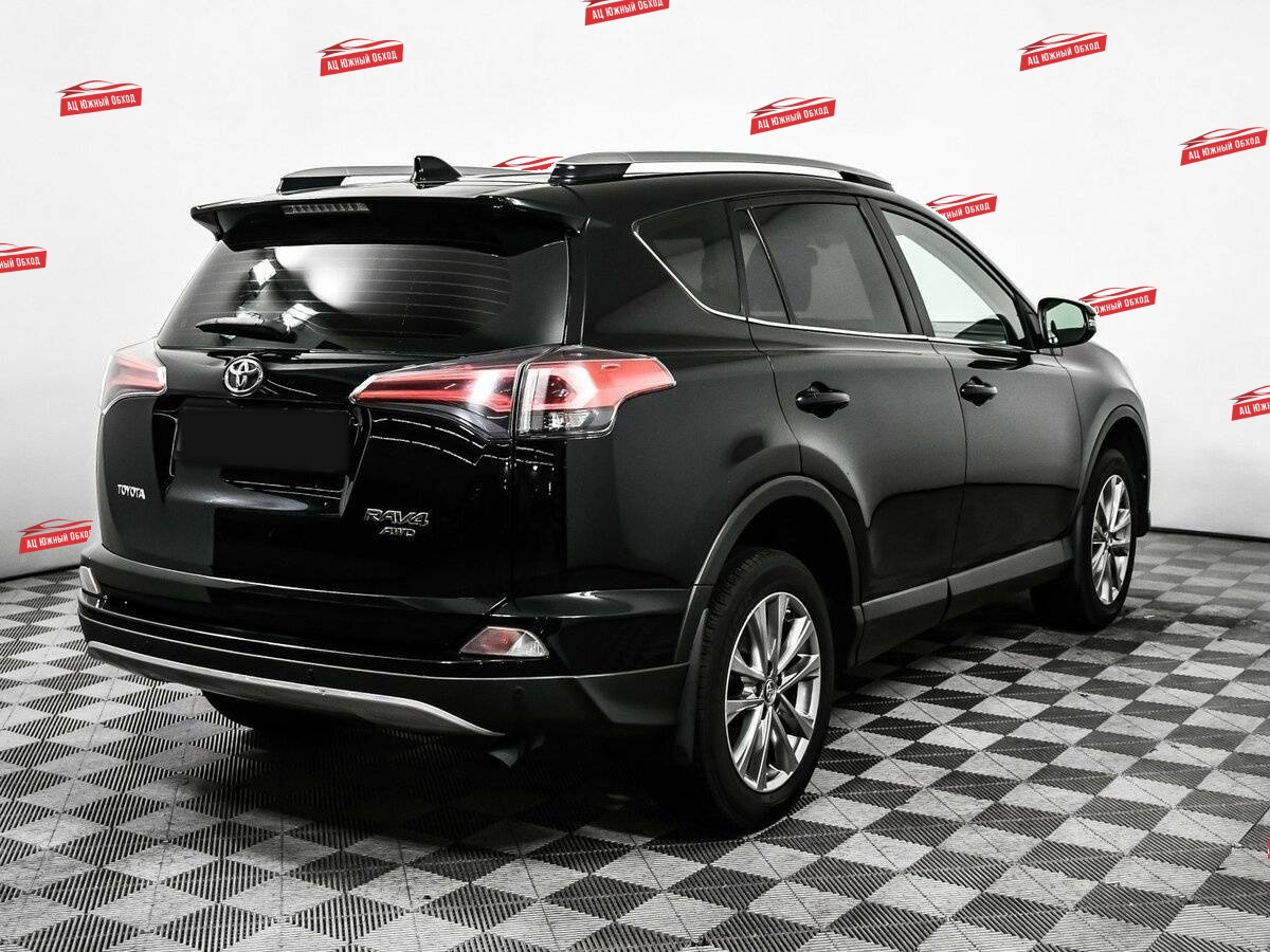 Купить Toyota RAV4 с пробегом. Фото: #4