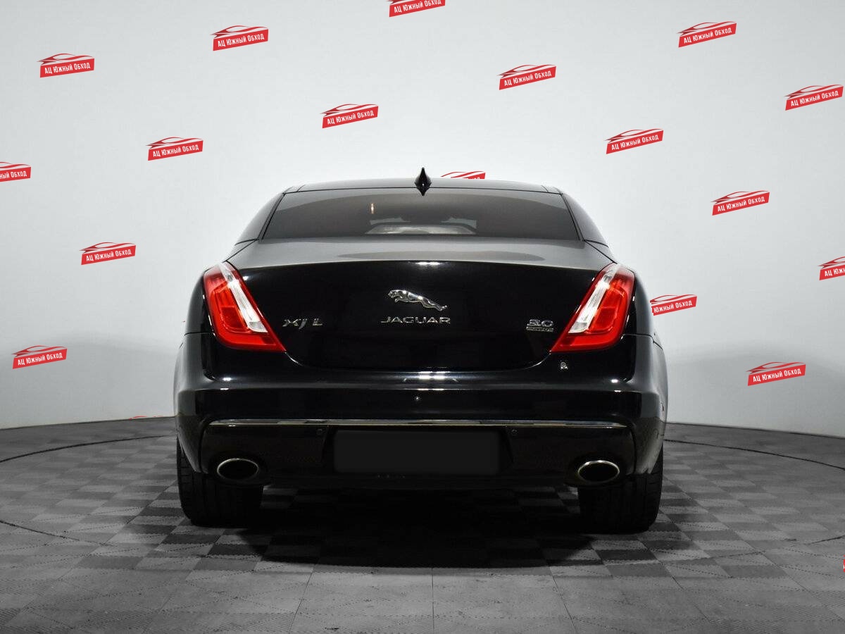 Купить Jaguar XJ с пробегом. Фото: #5