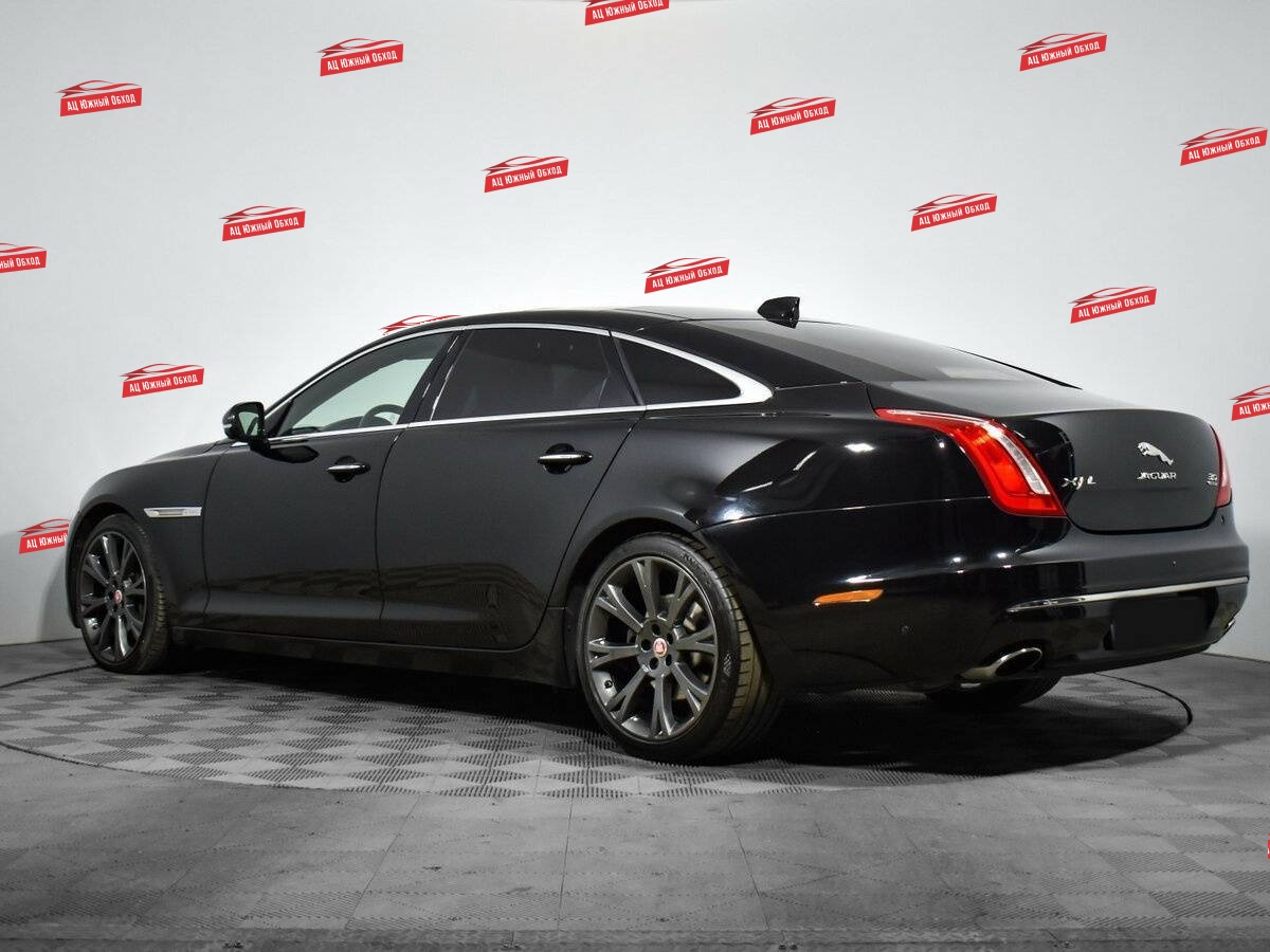 Купить Jaguar XJ с пробегом. Фото: #6