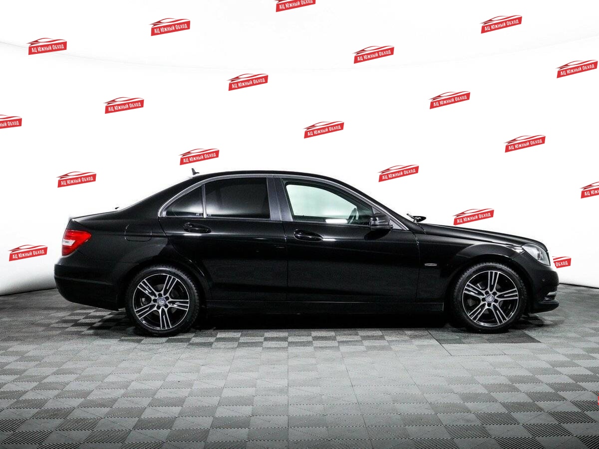 Купить Mercedes-Benz C-Класс с пробегом. Фото: #3