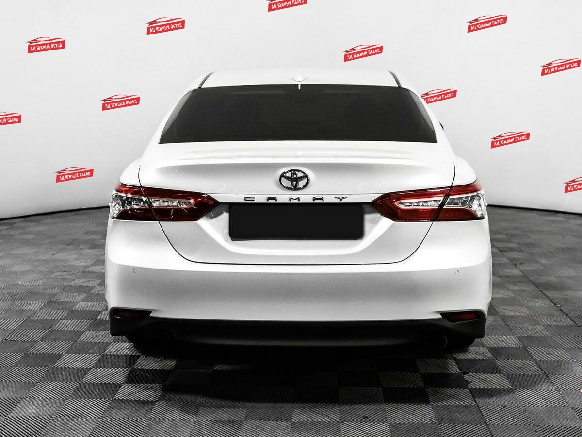 Купить Toyota Camry с пробегом. Фото: #5
