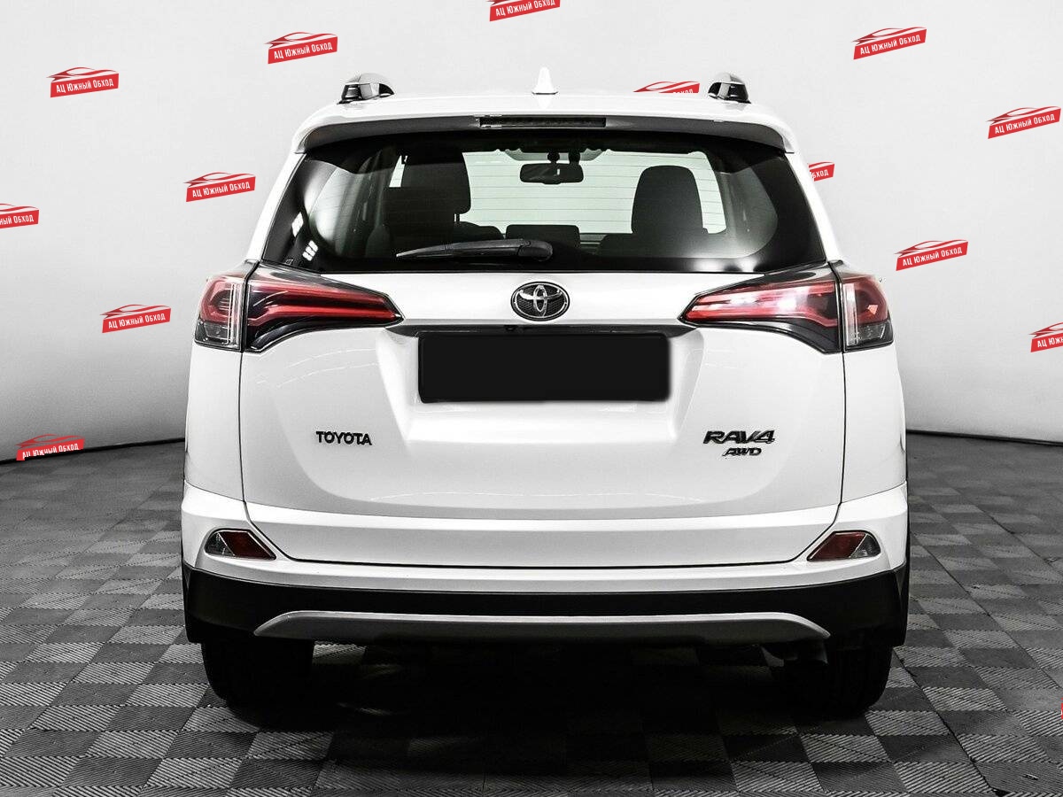 Купить Toyota RAV4 с пробегом. Фото: #5