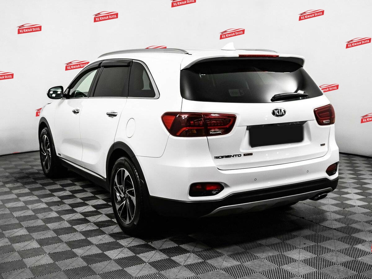 Купить Kia Sorento с пробегом. Фото: #6
