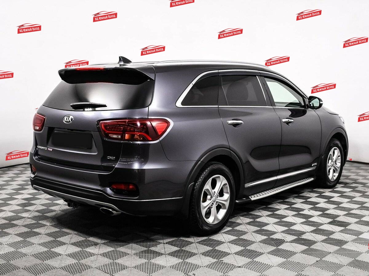 Купить Kia Sorento с пробегом. Фото: #4