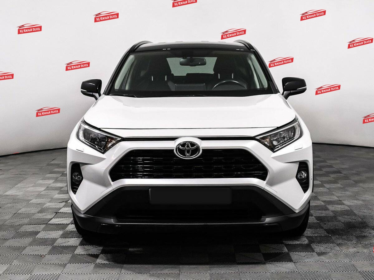 Купить Toyota RAV4 с пробегом. Фото: #1