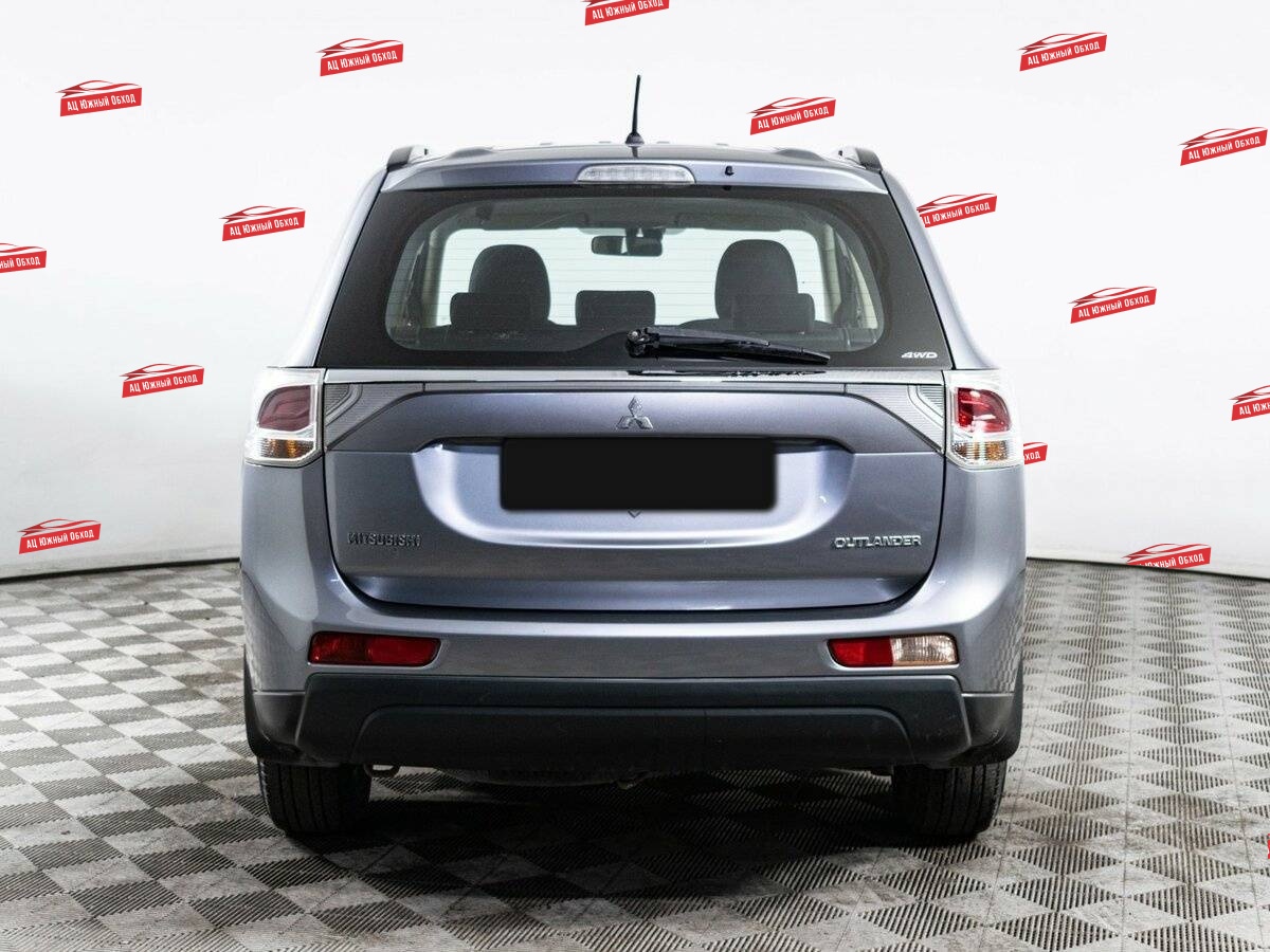 Купить Mitsubishi Outlander с пробегом. Фото: #4