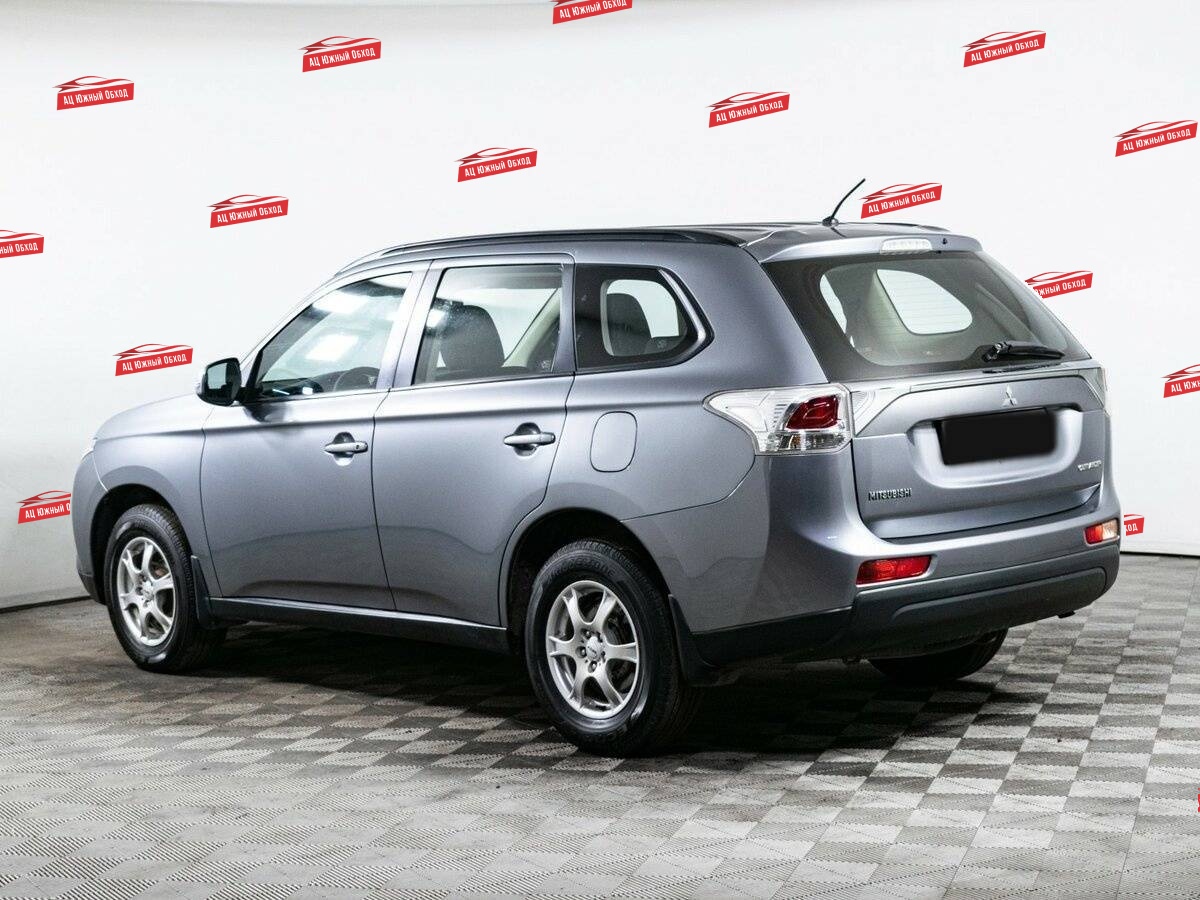 Купить Mitsubishi Outlander с пробегом. Фото: #5
