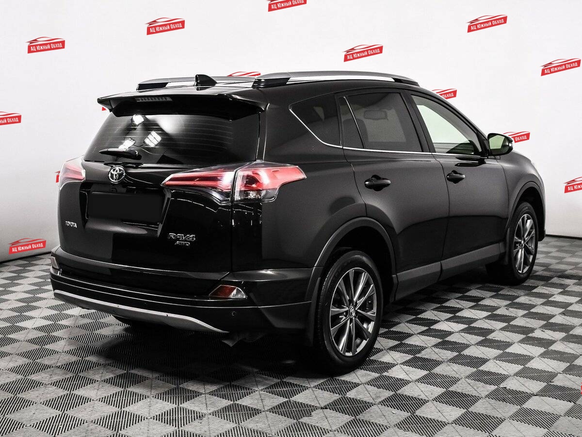 Купить Toyota RAV4 с пробегом. Фото: #4