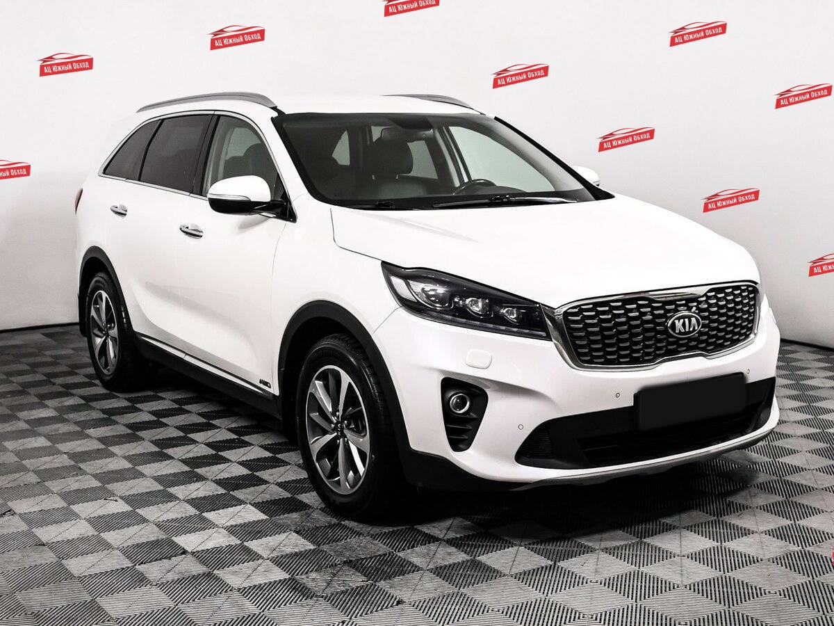 Купить Kia Sorento с пробегом. Фото: #2