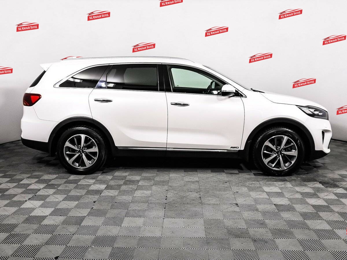 Купить Kia Sorento с пробегом. Фото: #3
