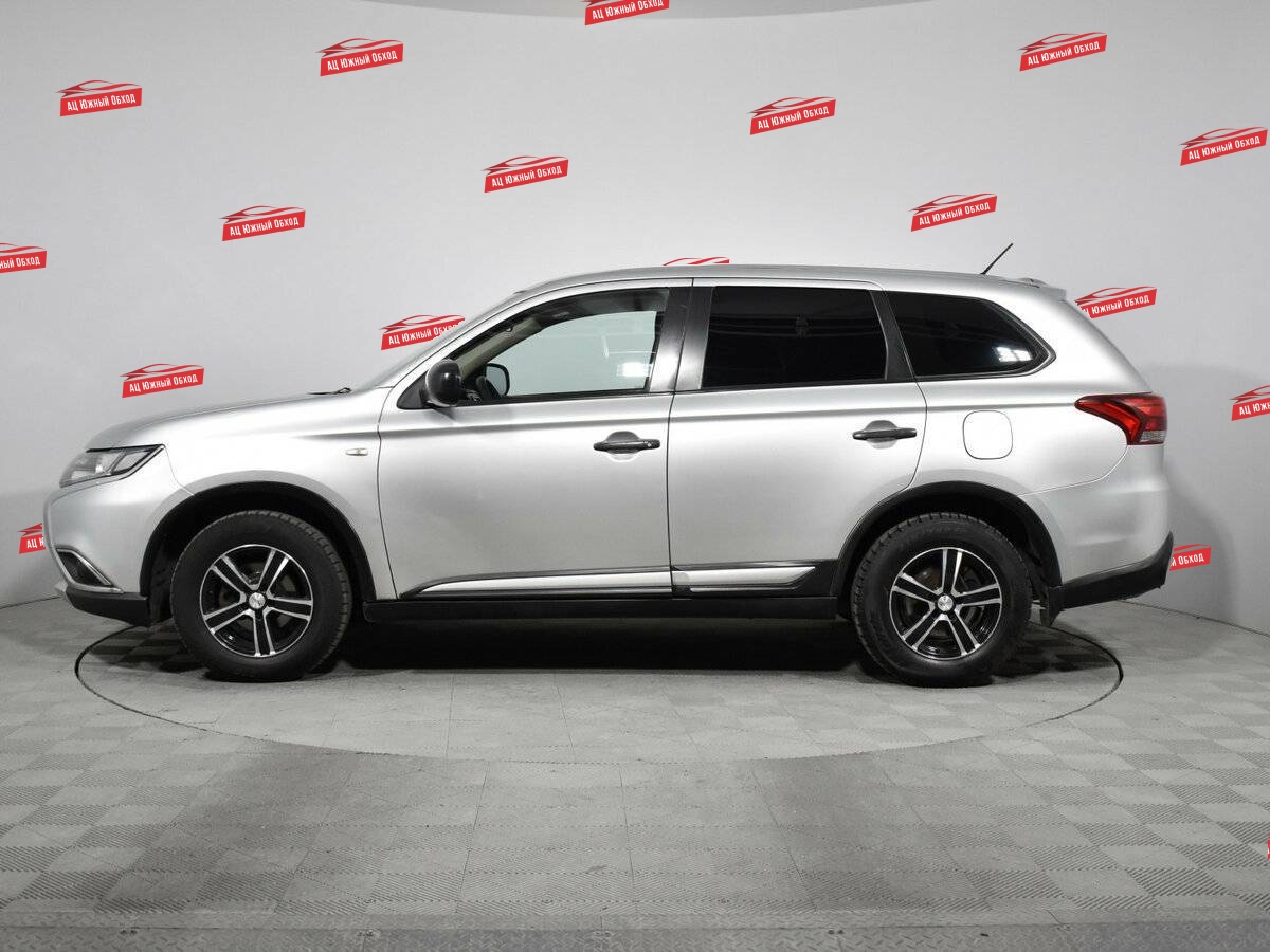 Купить Mitsubishi Outlander с пробегом. Фото: #7