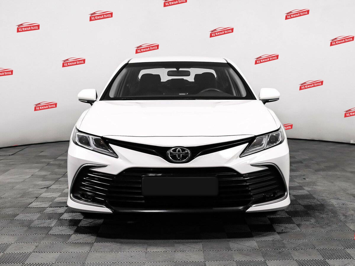Купить Toyota Camry с пробегом. Фото: #1