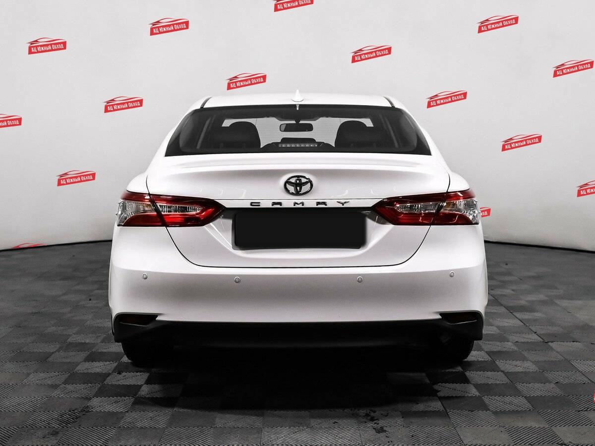Купить Toyota Camry с пробегом. Фото: #5