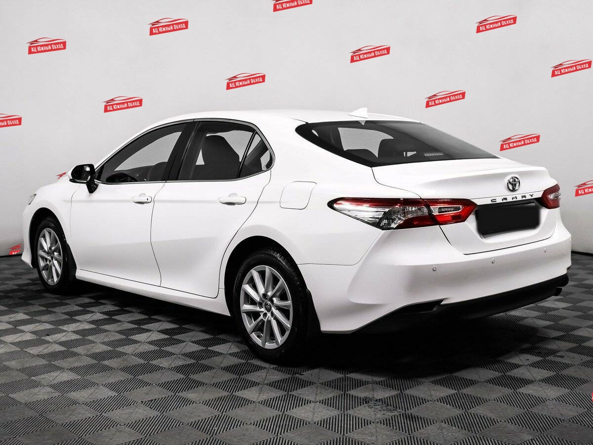Купить Toyota Camry с пробегом. Фото: #6