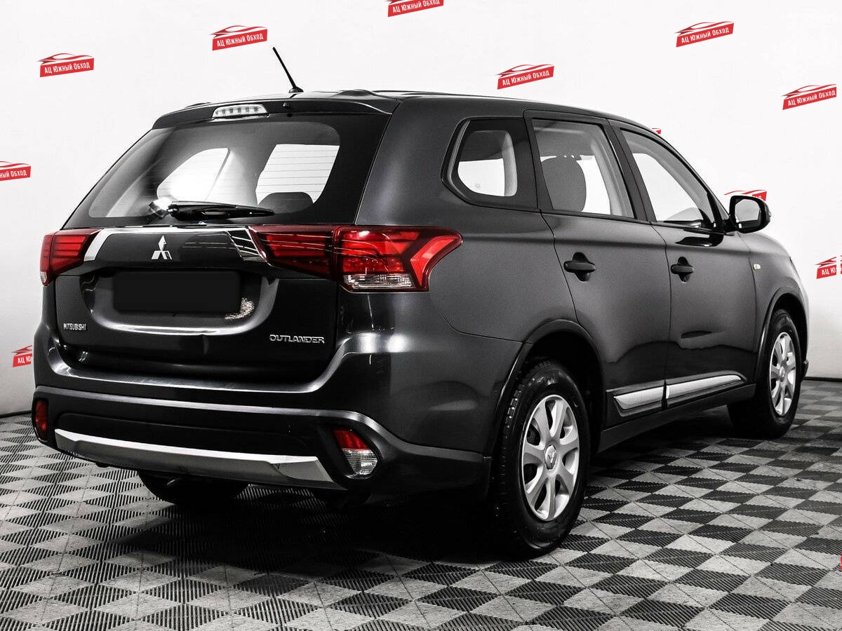 Купить Mitsubishi Outlander с пробегом. Фото: #4