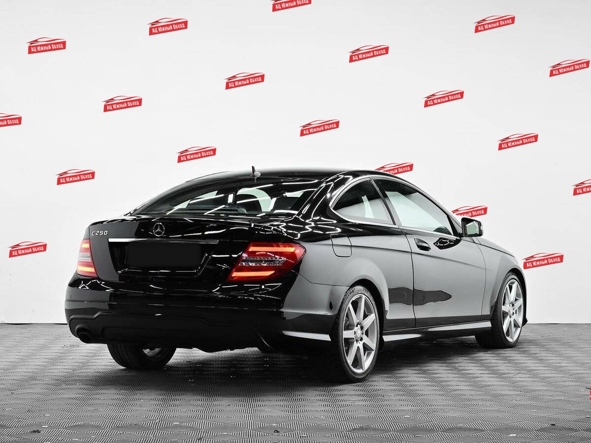Купить Mercedes-Benz C-Класс с пробегом. Фото: #3