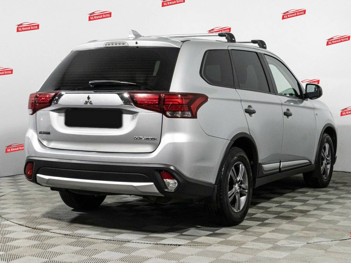 Купить Mitsubishi Outlander с пробегом. Фото: #4