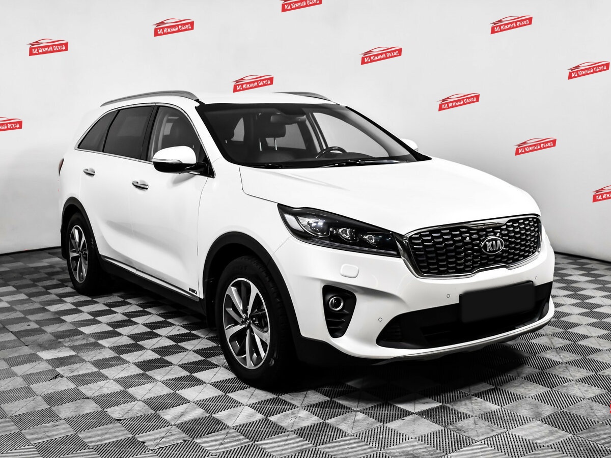 Купить Kia Sorento с пробегом. Фото: #2