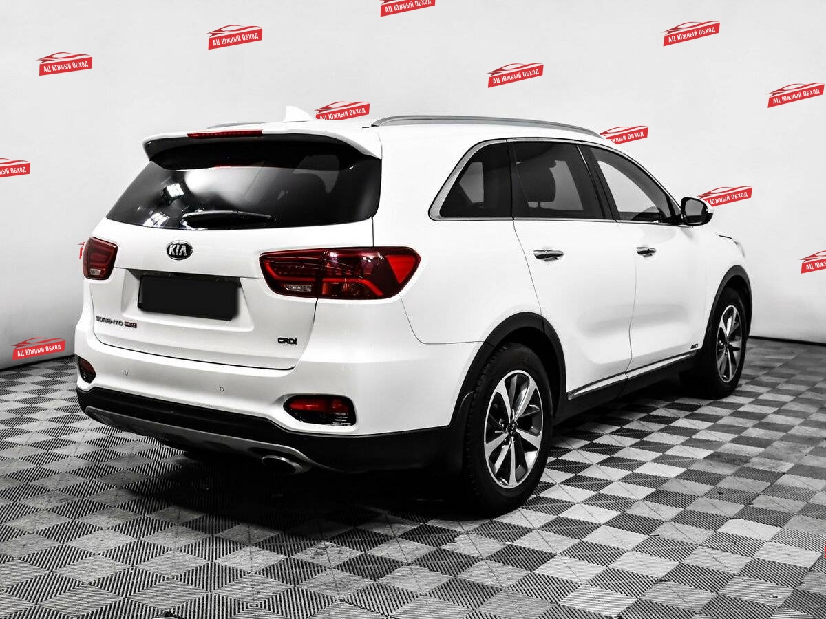 Купить Kia Sorento с пробегом. Фото: #3