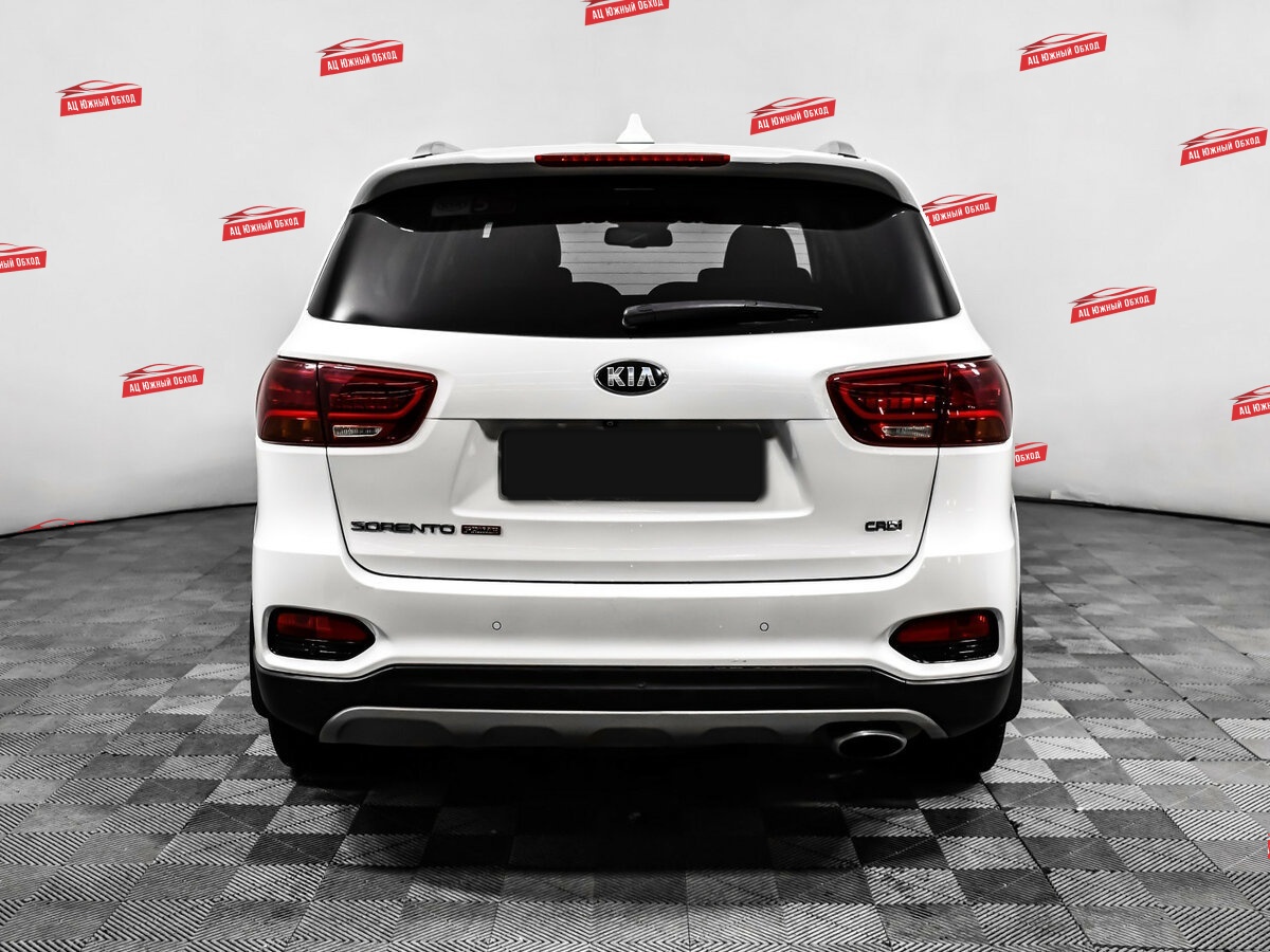 Купить Kia Sorento с пробегом. Фото: #4