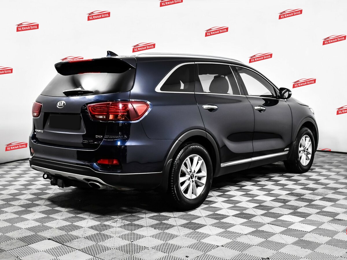 Купить Kia Sorento с пробегом. Фото: #3