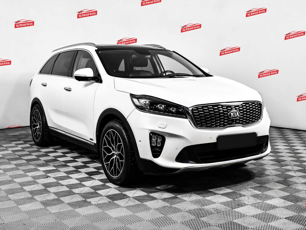Купить Kia Sorento с пробегом. Фото: #2