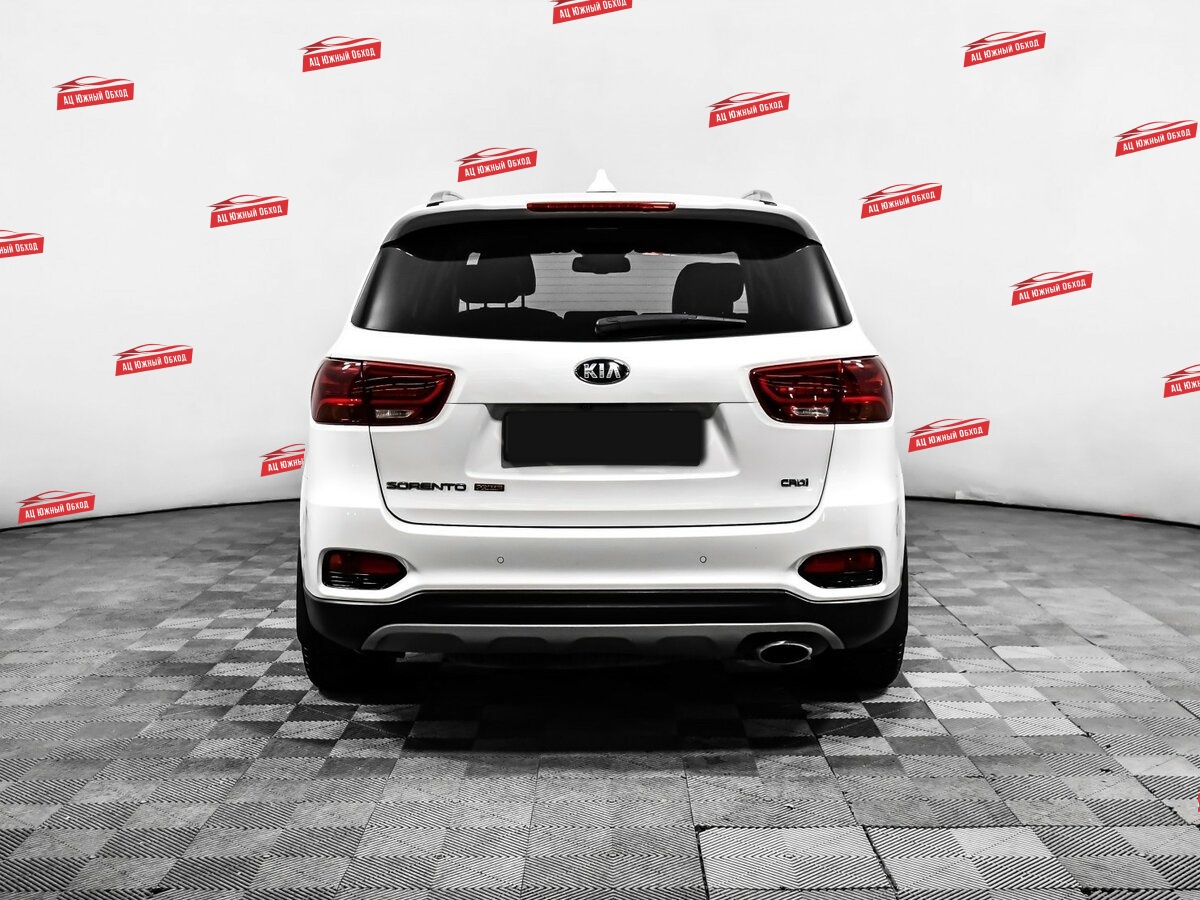 Купить Kia Sorento с пробегом. Фото: #4