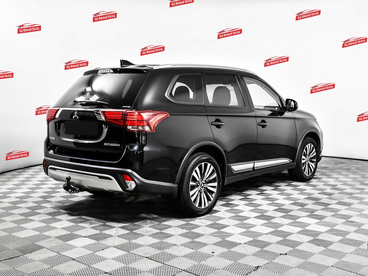 Купить Mitsubishi Outlander с пробегом. Фото: #3