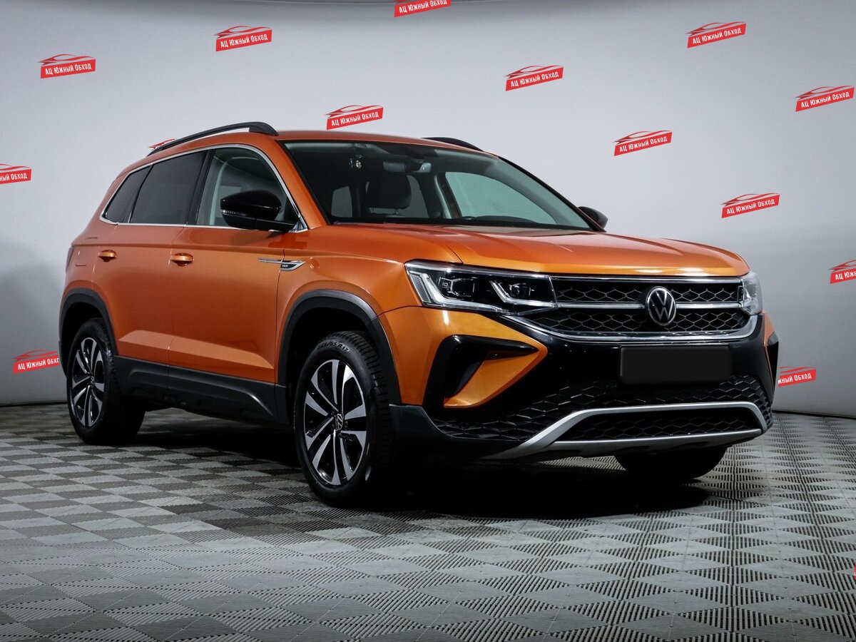 Купить Volkswagen Taos с пробегом. Фото: #2
