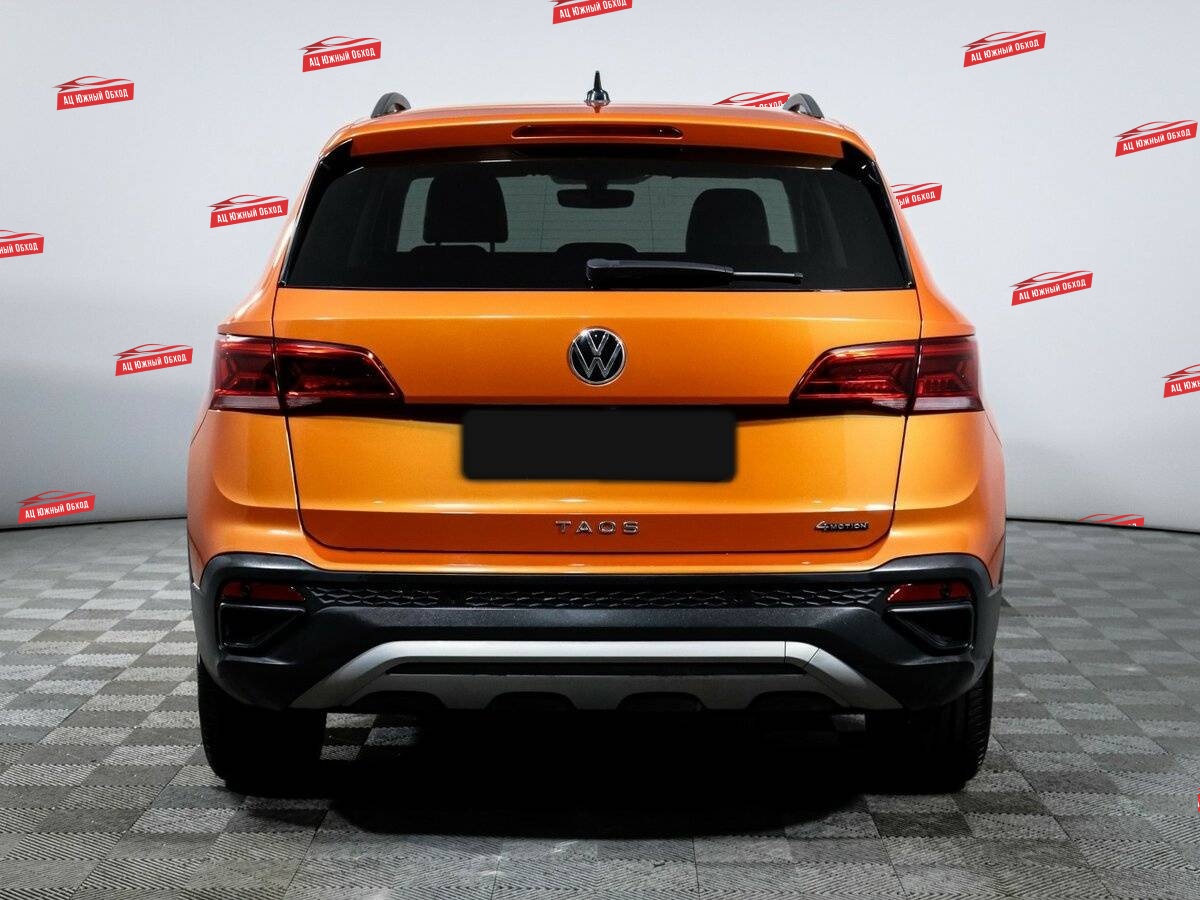 Купить Volkswagen Taos с пробегом. Фото: #4