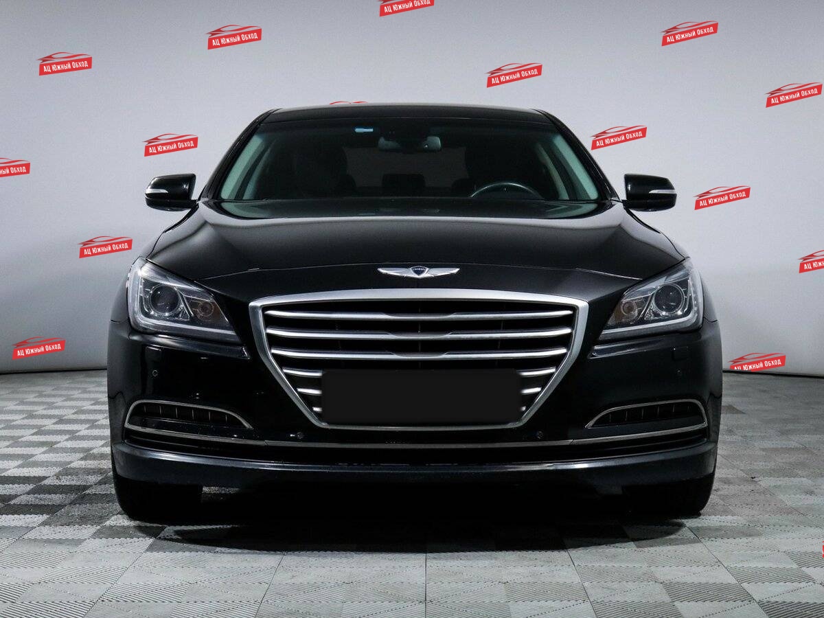 Купить Hyundai Genesis с пробегом. Фото: #1