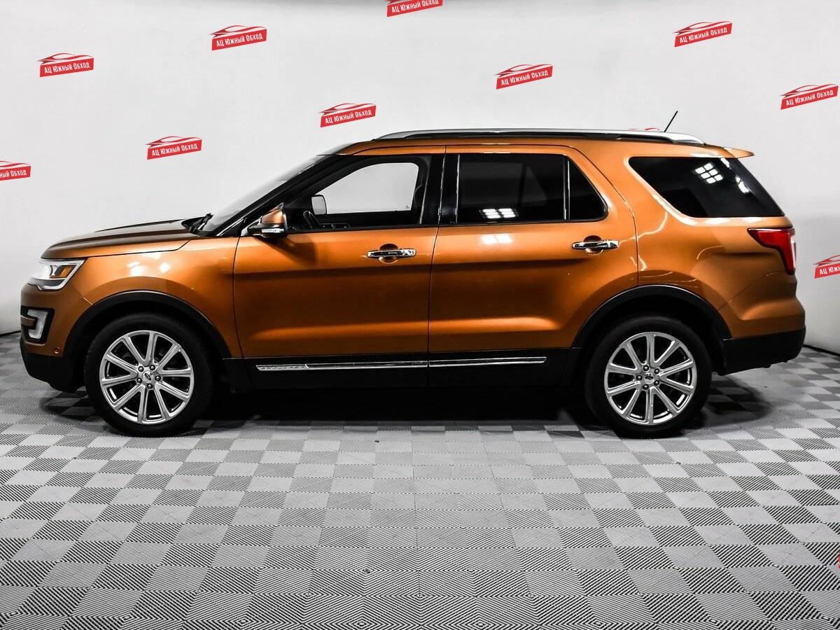 Купить Ford Explorer с пробегом. Фото: #7