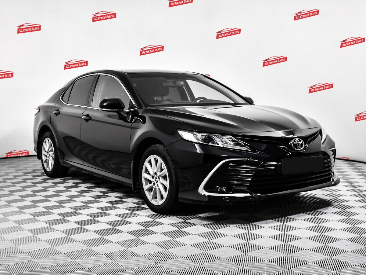 Купить Toyota Camry с пробегом. Фото: #2