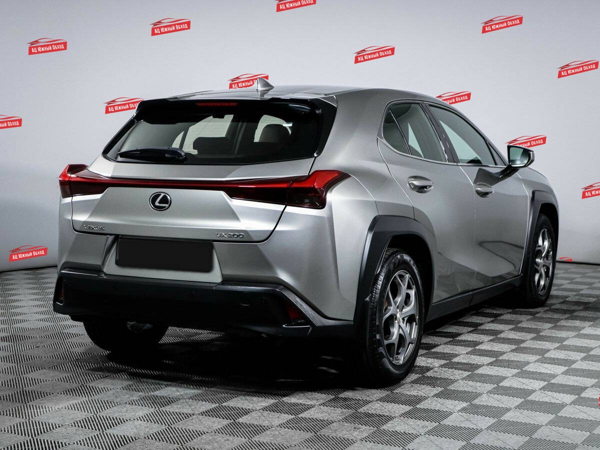 Купить Lexus UX с пробегом. Фото: #3