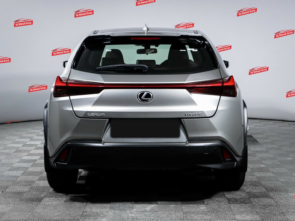 Купить Lexus UX с пробегом. Фото: #4