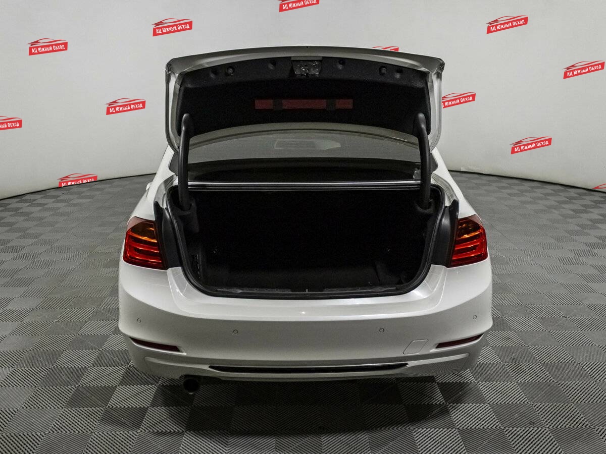 Купить BMW 3 серии с пробегом. Фото: #12